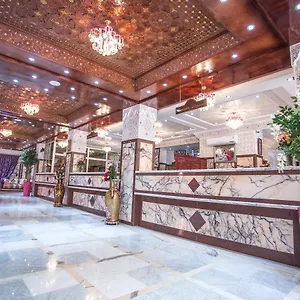 Les Ambassadeurs Hotel